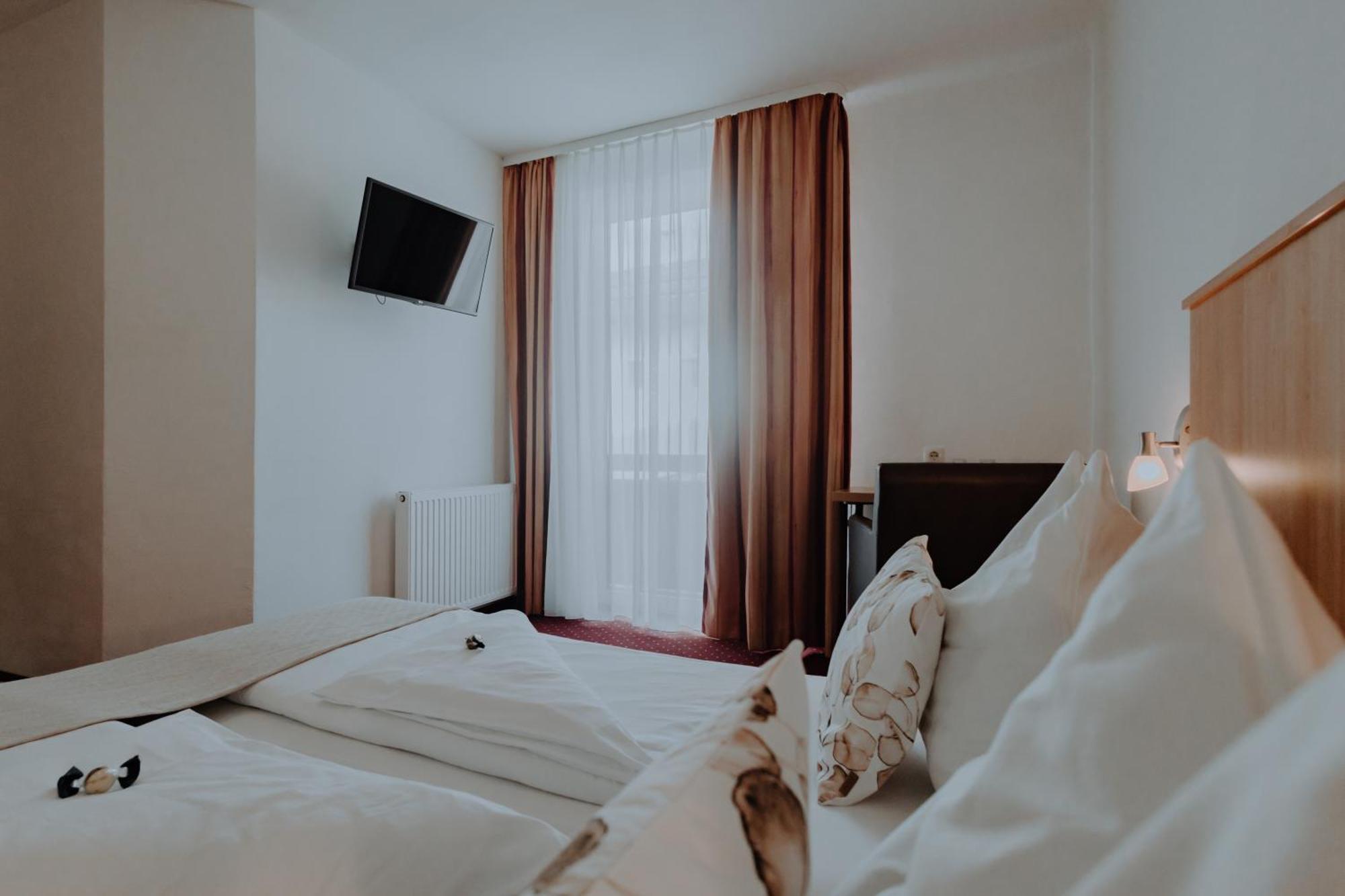 Hotel Kitz Inkl Sommercard, Kostenlose Maut Fuer Grossglockner Hochalpenstrasse, Zentrale Lage Mit Bestem Ausblick Fusch an der Glocknerstraße