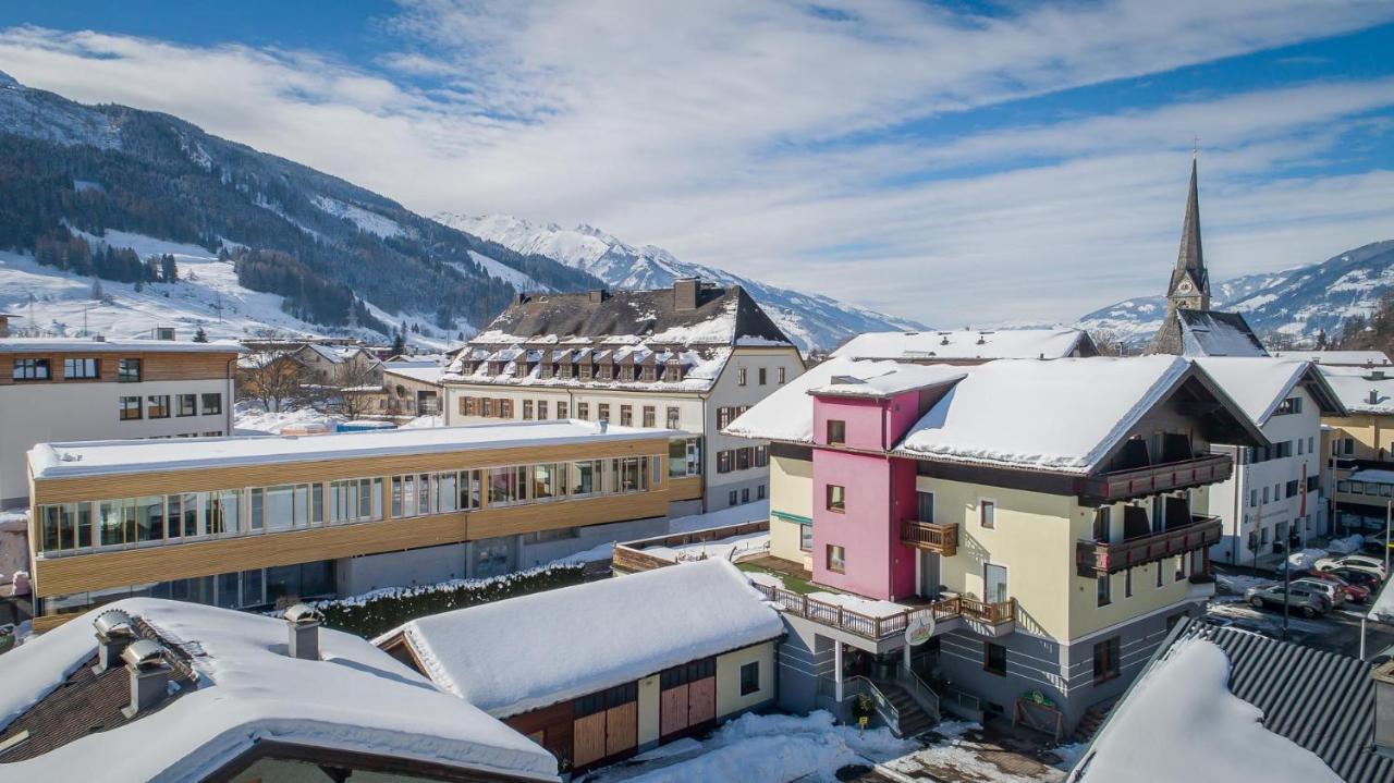 Kitz Hotel 3*